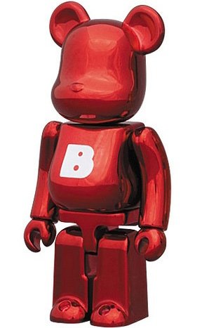 Basic Be@rbrick Series 21 - B figure, produced by Medicom Toy. Front view.