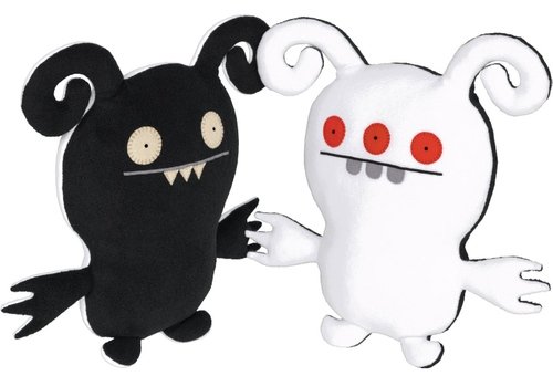 UglyDoll Classic Turny Burny, Black and White figure by David Horvath X Sun-Min Kim, produced by Pretty Ugly Llc.. Front view.