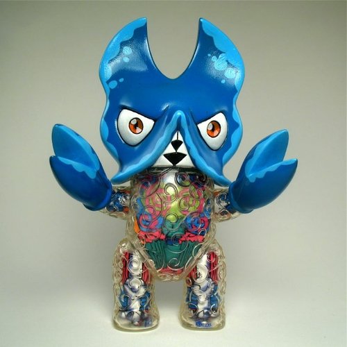 Eaton - Clear, Blue figure by Chanmen. Front view.