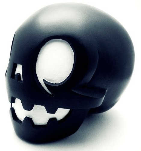 Calaverita - Black Prototype figure by The Beast Brothers. Front view.