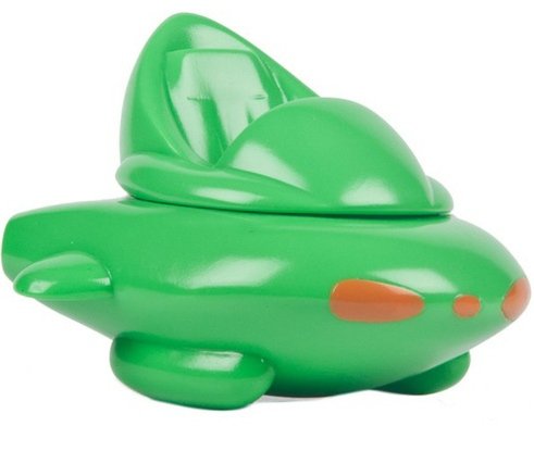 Kinohel UFO - Green figure by P.P.Pudding (Gen Kitajima), produced by P.P.Pudding. Front view.