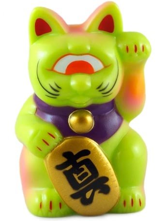 Mini Fortune Cat - Lime with Orange and Pink Sprays figure by Mori Katsura, produced by Realxhead. Front view.