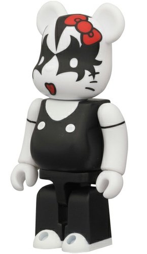 The Demon - KISS x Hello Kitty - Cute Be@rbrick Series 25 figure by Sanrio, produced by Medicom Toy. Front view.