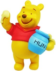 Winnie the Pooh Loves Hunny figure by Disney, produced by Play Imaginative. Front view.