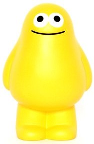Amos Generic Character - Yellow figure by James Jarvis, produced by Amos Toys. Front view.