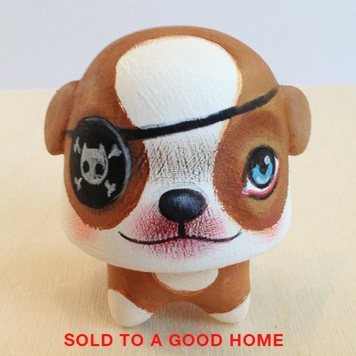 Pirate Pup 03 figure by 64 Colors. Front view.