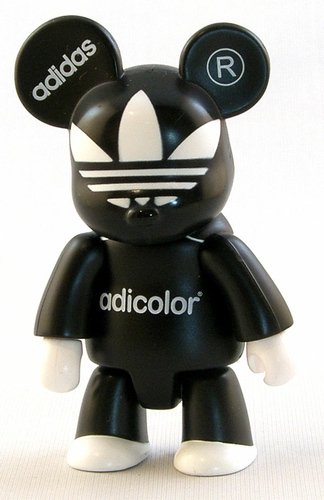 Adicolor BK5 figure by Adidas, produced by Toy2R. Front view.