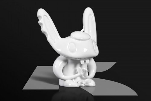 Bunniguru - Porcelain figure by Nathan Jurevicius, produced by K.Olin Tribu. Front view.