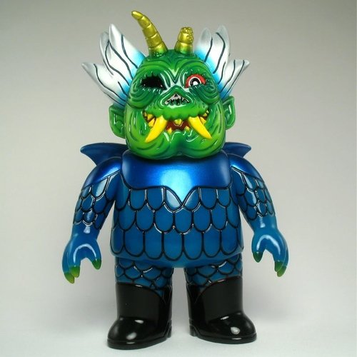Zombie Ojo - Green Head, GID Blue figure by Kiyoka Ikeda. Front view.