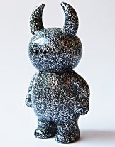 Uamou - Hyper Silver Lamé figure by Ayako Takagi, produced by Uamou. Front view.