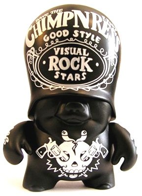 Barcelona Visual Rock Star figure by Dave The Chimp X Flying Fortress, produced by Adfunture. Front view.