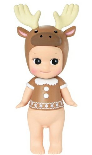 Moose figure by Dreams Inc., produced by Dreams Inc.. Front view.