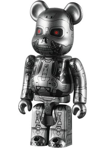 T-700 Be@rbrick 100% - Terminator Salvation, WF 09 Summer figure, produced by Medicom Toy. Front view.
