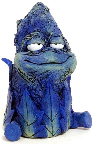 Best Buds - Blue Dream figure by Tony Devito. Front view.