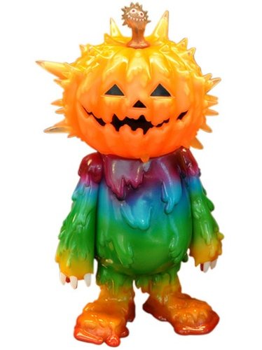 Halloween Inc - Magical Rainbow figure by Hiroto Ohkubo, produced by Instinctoy. Front view.