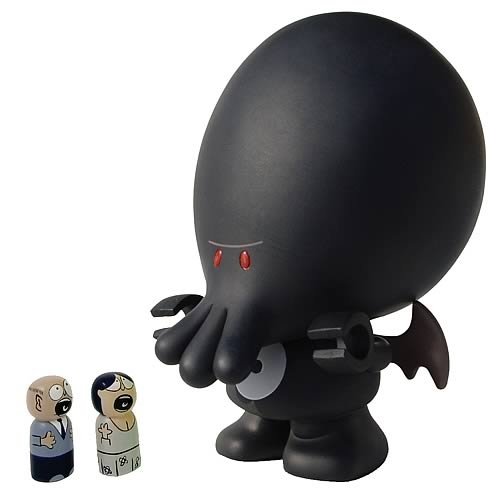 My Little Cthulhu - Goth figure by John Kovalic, produced by Dreamland Toyworks. Front view.