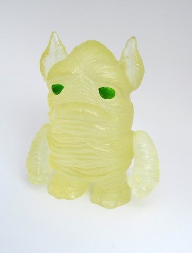 The Squonk - Cream Soda  figure by Motorbot, produced by Deadbear Studios. Front view.