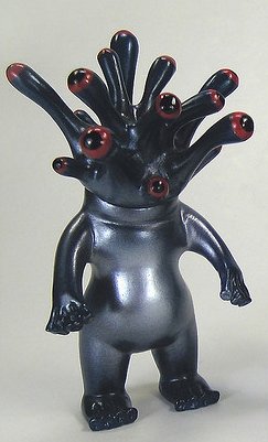 Betarus - Osaka Toy Show 2007 Exclusive  figure by Ilanena. Front view.