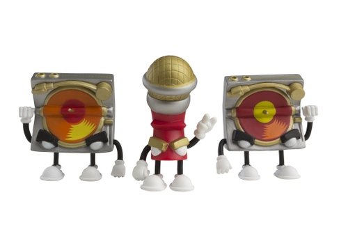 2 Turntables & A Microphone - 3 Pack  figure by Jeremy Madl (Mad), produced by Kidrobot. Front view.
