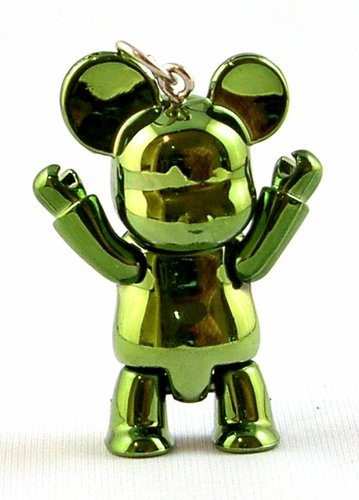 Metallic Green Qee Zipper Pull figure by Toy2R, produced by Toy2R. Front view.