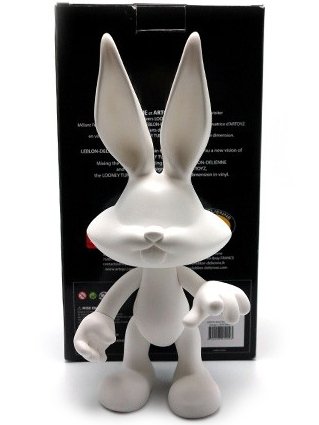 Bugs Bunny - DIY figure by Artoyz Originals, produced by Artoyz Originals. Front view.