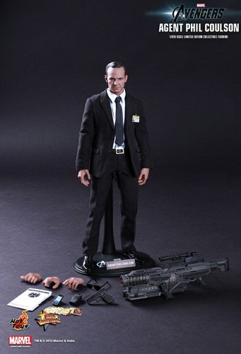 Agent Phil Coulson figure, produced by Hot Toys. Front view.