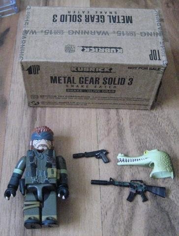 Naked Snake (Olive Drab) figure, produced by Medicom Toy. Front view.