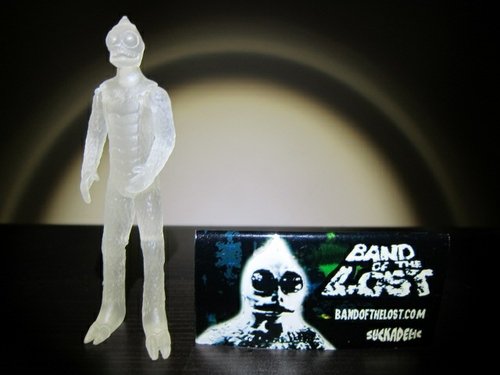 Spiritstak figure by Sucklord, produced by Suckadelic. Front view.