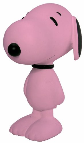 Snoopy - Pink figure by Charles M. Schulz, produced by Dark Horse. Front view.