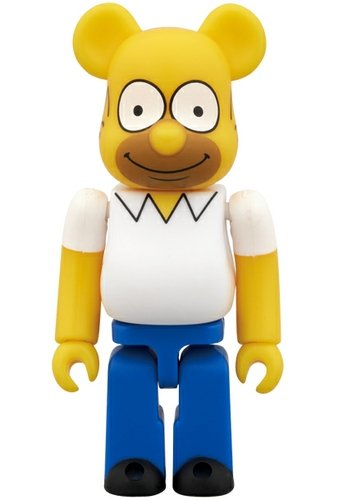 Homer Simpson Be@rbrick 100% figure by Matt Groening, produced by Medicom Toy. Front view.