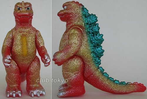 Godzilla 1973-75 (Megaro-Goji) Green-Gold(Lottery Wonderfest) figure by Yuji Nishimura, produced by M1Go. Front view.