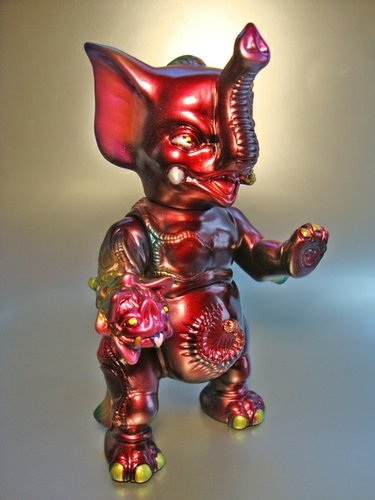 Poison Apple figure by Paul Kaiju, produced by Medicom Toy. Front view.