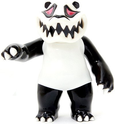 Mad Panda on the Loose figure by Hariken, produced by Tttoy. Front view.
