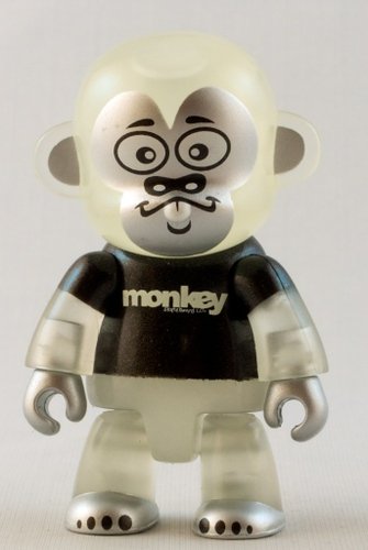 Monkey GID figure by Harry Oh, produced by Toy2R. Front view.