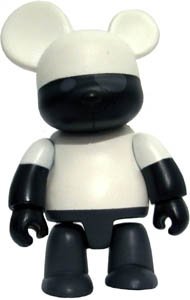 Mono Boy figure by Steven Lee, produced by Toy2R. Front view.