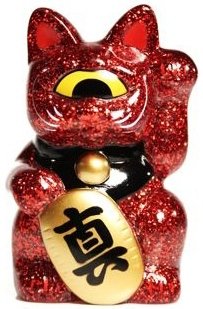 Mini Fortune Cat  - Red Glitter Version 3 figure by Mori Katsura, produced by Realxhead. Front view.