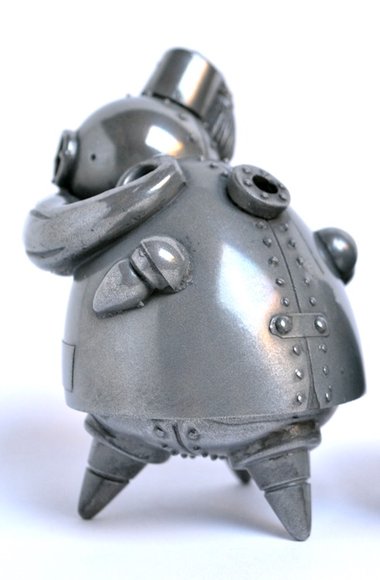 Todd Morden - Pewter figure by Doktor A, produced by Baroque Designs. Back view.