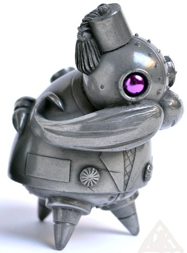 Todd Morden - Pewter figure by Doktor A, produced by Baroque Designs. Front view.
