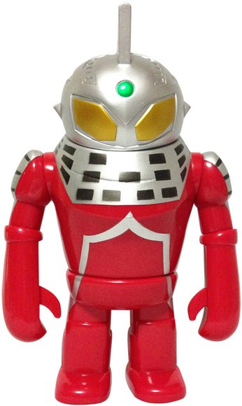 Ultra Seven Robo figure by P.P.Pudding (Gen Kitajima), produced by P.P.Pudding. Front view.
