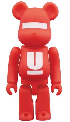 UNDERCOVER LOGO BE@RBRICK 100% figure, produced by Medicom Toy. Front view.
