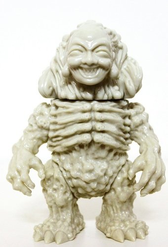 Unpainted Ivory DX Sludge Demon figure by Lash. Front view.