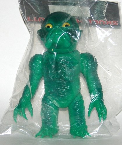 Venus-X figure, produced by Skull Head Butt. Front view.