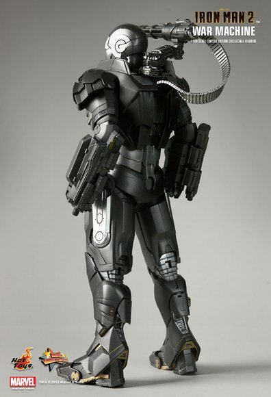 Warmachine figure by Jc. Hong, produced by Hot Toys. Back view.