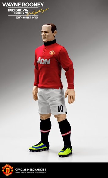 Wayne Rooney figure by Alan Ng, produced by Zcwo. Side view.