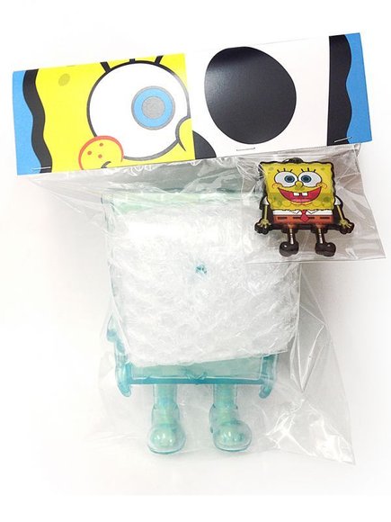 X-Ray SpongeBob (Key Chain Set) figure by Stephen Hillenburg, produced by Secret Base. Packaging.