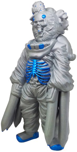 Zone 6 - SIlver GID figure by Erick Scarecrow, produced by Esc-Toy. Front view.